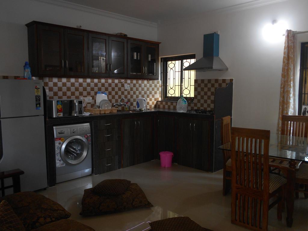 Esha Apartment Calangute Rom bilde